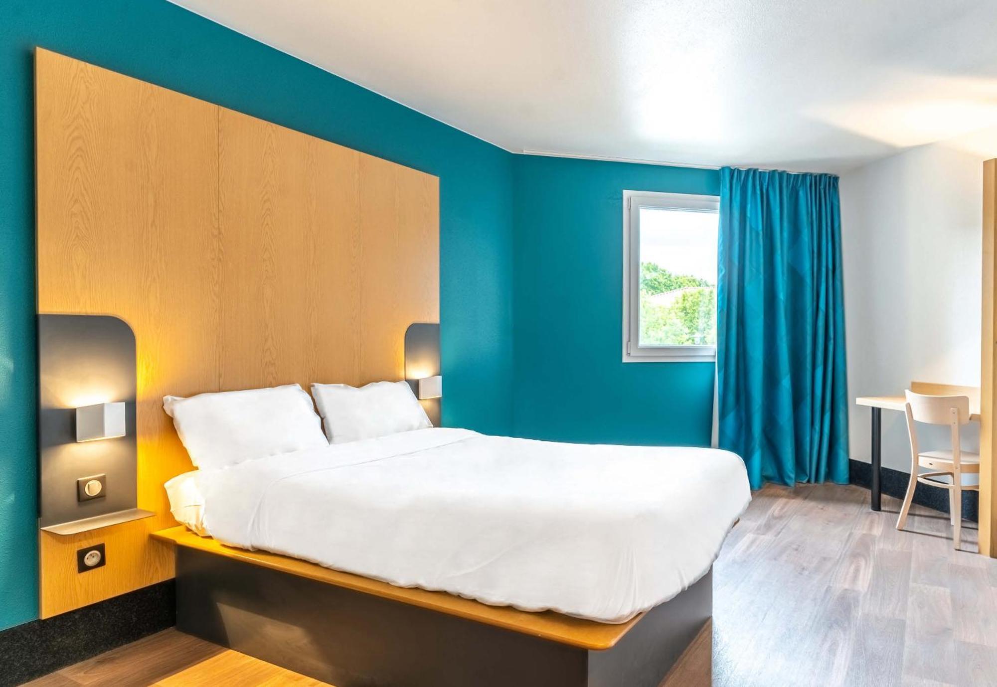 B&B Hotel Aix-En-Provence Le Tholonet Bagian luar foto