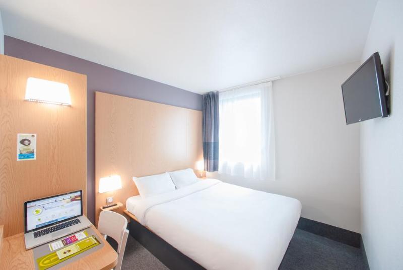 B&B Hotel Aix-En-Provence Le Tholonet Bagian luar foto